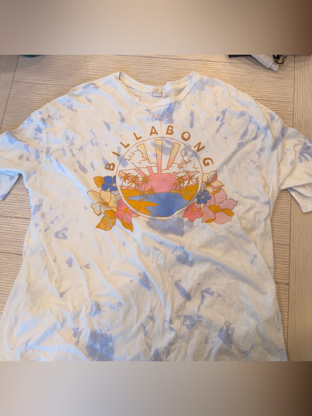Billabong Oversized White Tie-Dye Short Sleeve Tee with Sunset Graphic